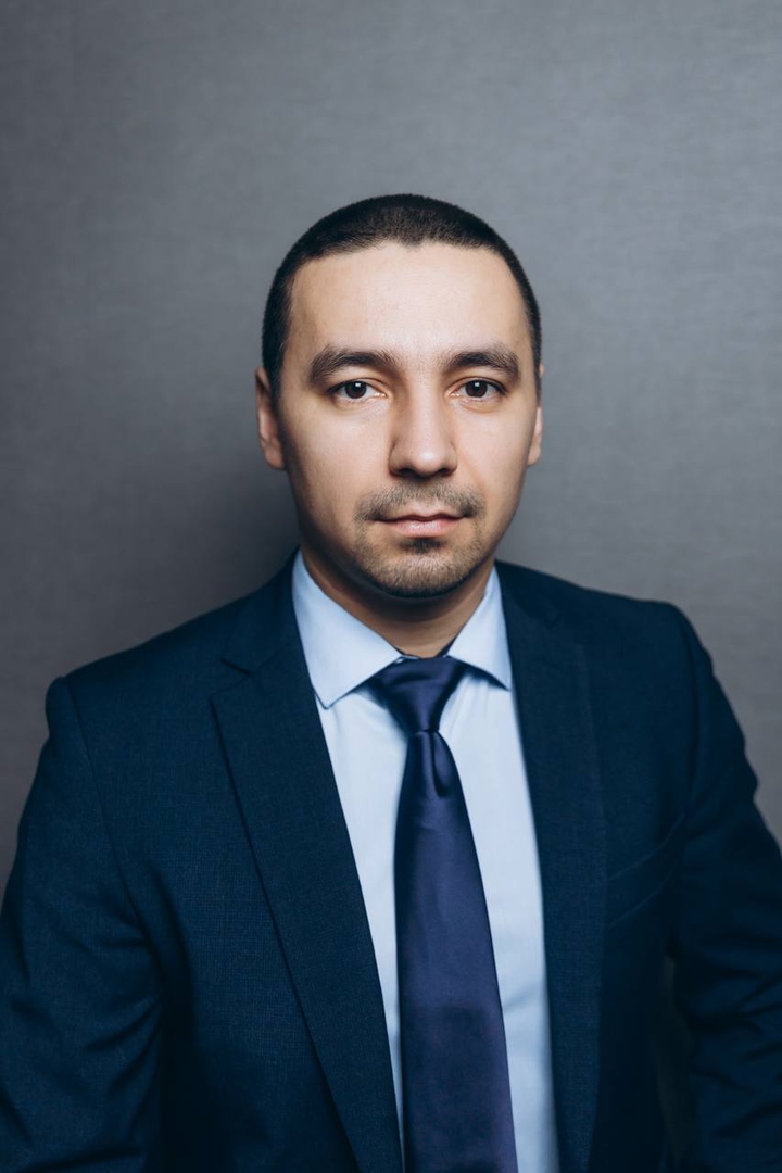 Ивенский Геннадий Викторович.